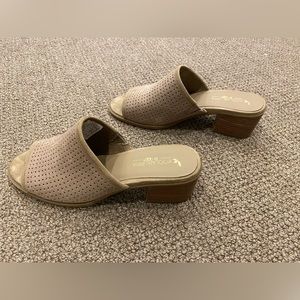 UGG Nude Mule Size 8